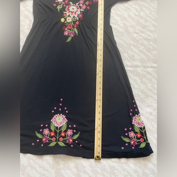 Johnny Was Elegant Black Floral Embroidered Mini Dress Sz Medium - Picture 6 of 8